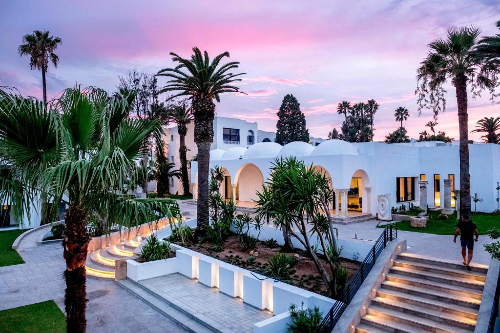 Les Orangers Garden Villas & Bungalows