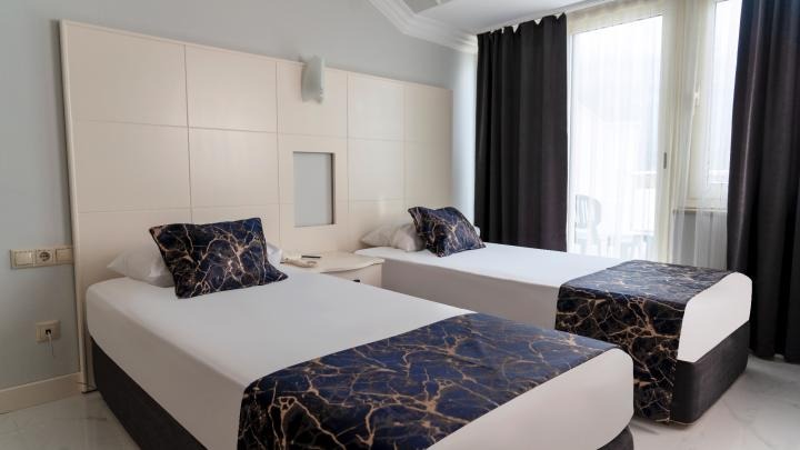 Rox Royal Resort Hotel