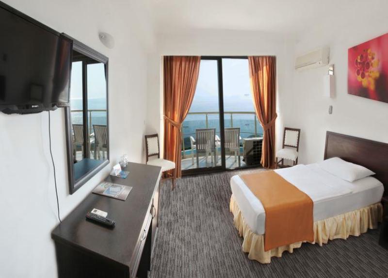 Arora Hotel