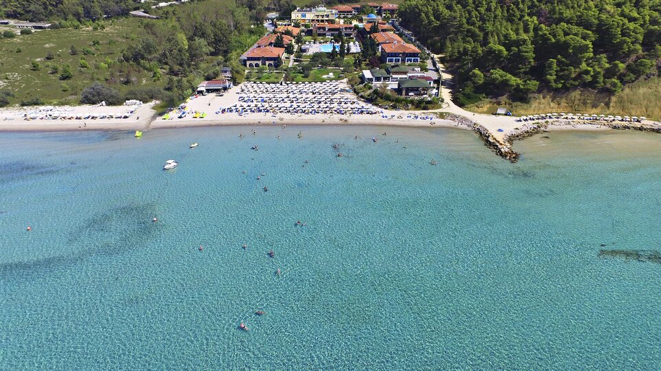 Simantro Resort