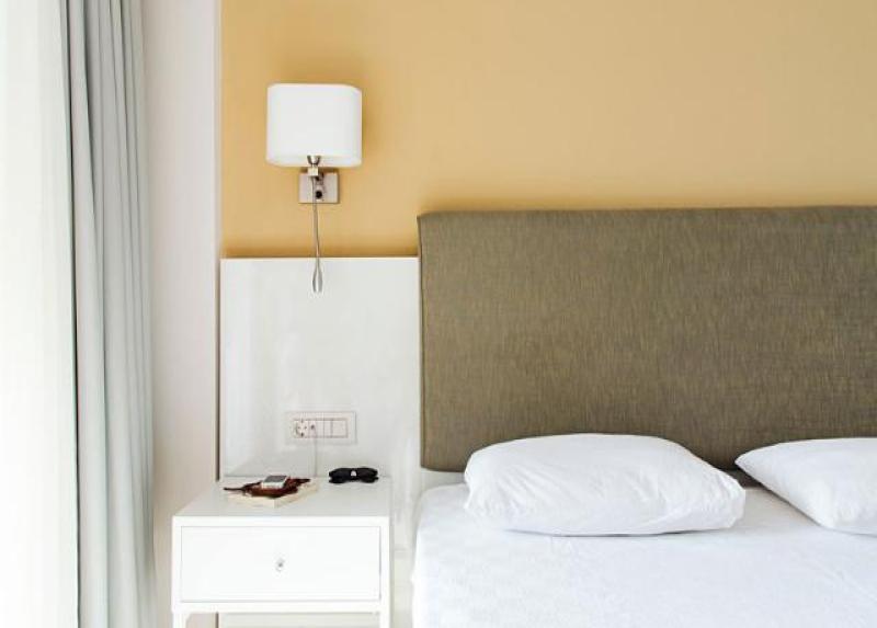 Maris Beach Hotel
