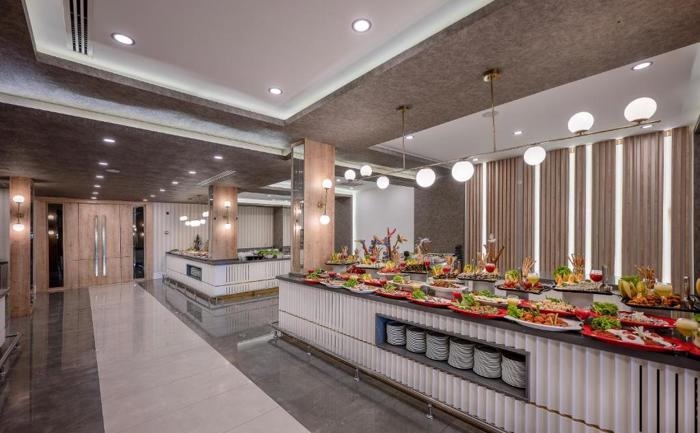 Hotel Loceanica Beach Resort