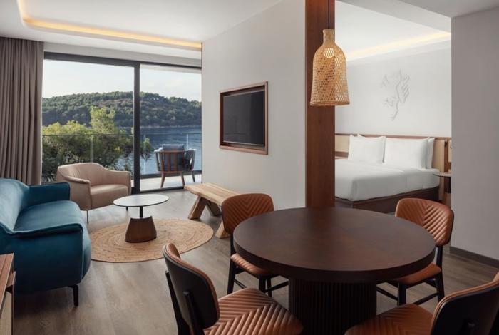 The Isolano, Cres, Autograph Collection