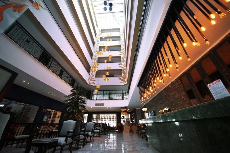 Sey Beach Hotel & Spa