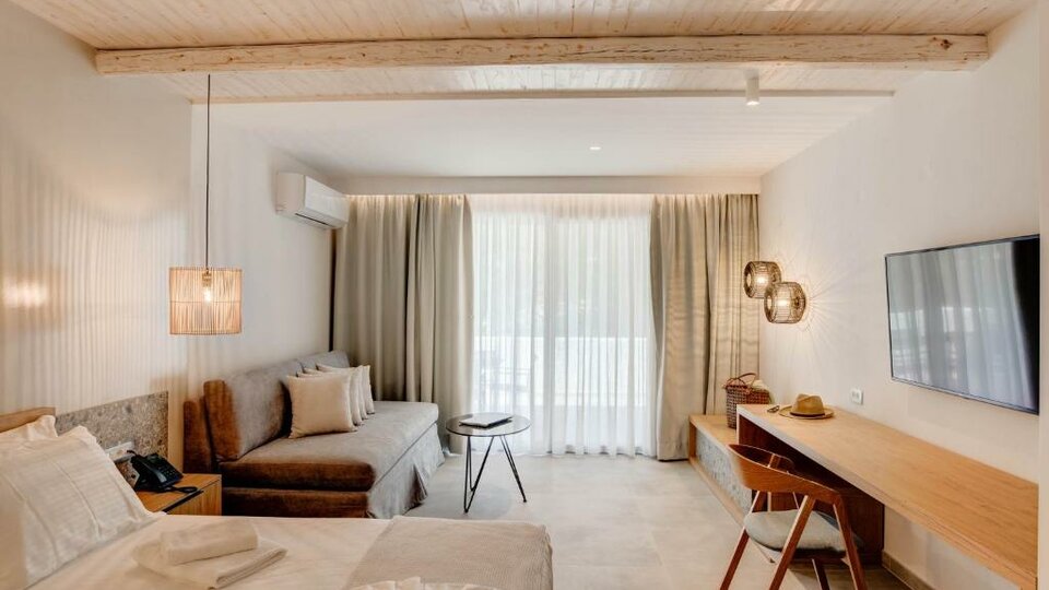 Alboro Seaside Suites 