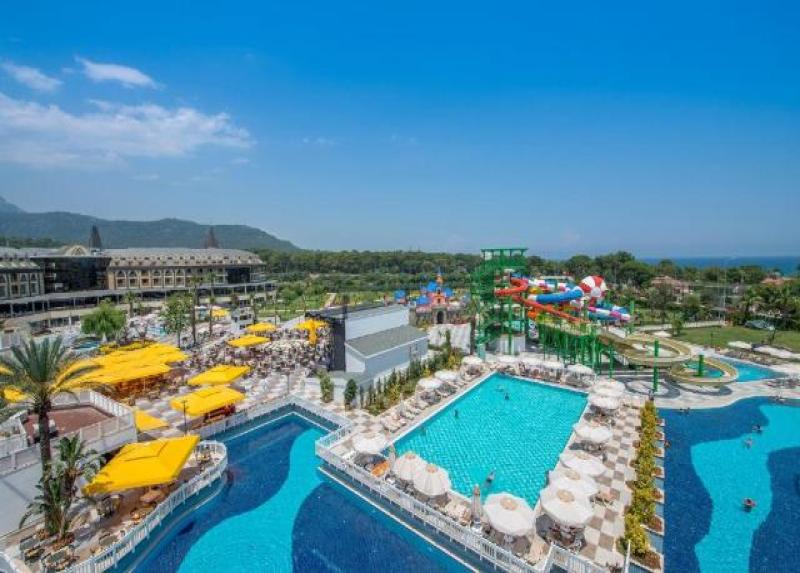 Crystal Prestige Elite Hotel