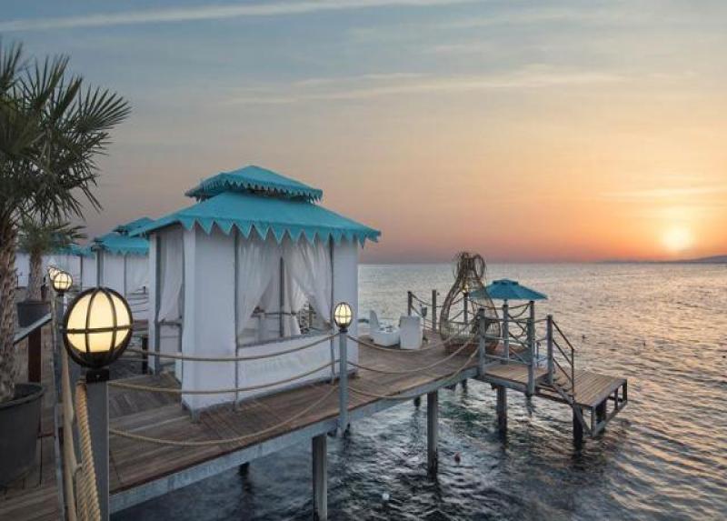 Granada Luxury Beach Hotel