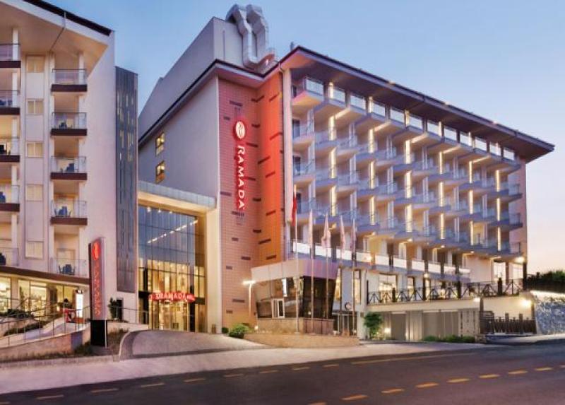Ramada Hotel & Suites Hotel