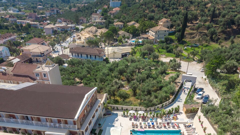 Altura Hotel 