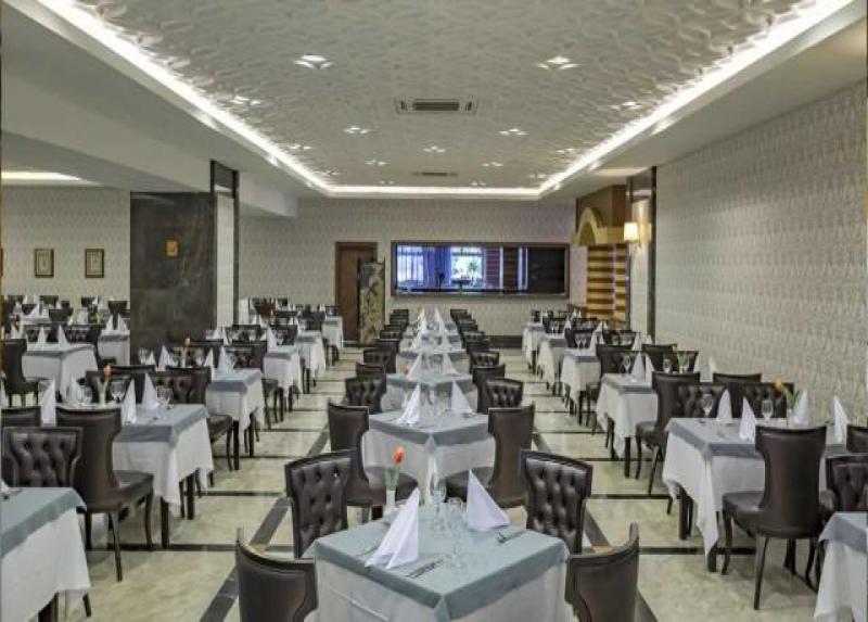 Royal Holiday Palace Hotel