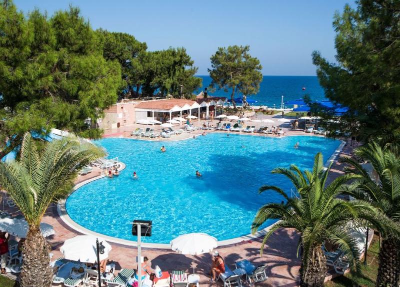 Fun & Sun Family Club Saphire Hotel
