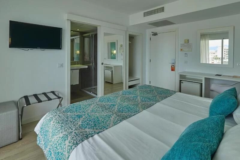 BQ Apollo Hotel