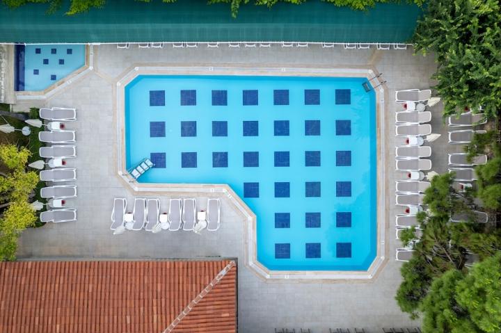 Trendy Side Beach Adult Only 16+