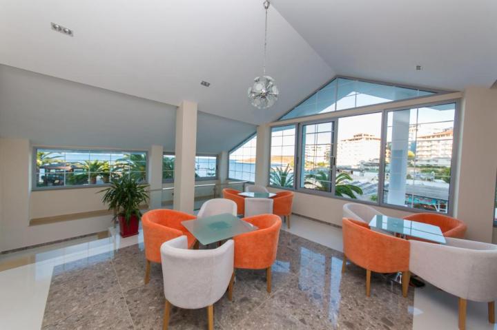 Hotel Saranda Palace