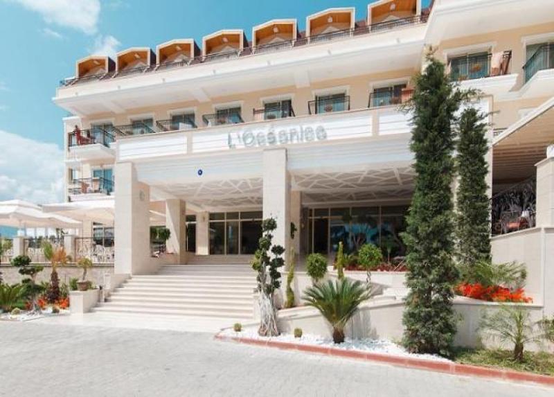 Loceanica Beach Resort Hotel