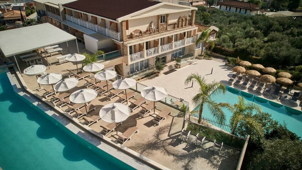 Altura Hotel 