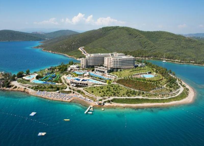 La Blanche Island Hotel