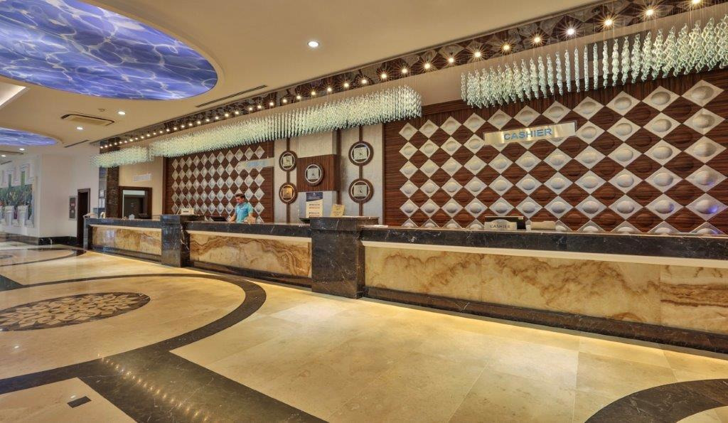 Hotel Crystal Waterworld Aqua Collection
