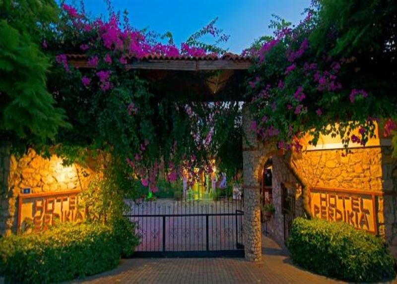 Perdikia Beach Hotel