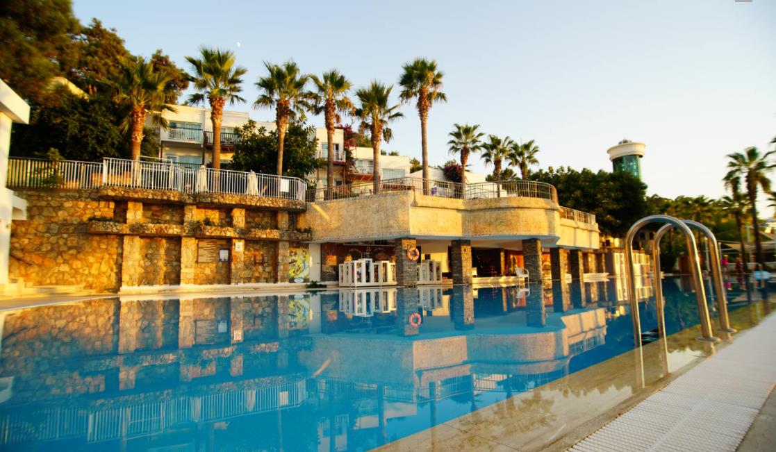 Blue Dreams Resort