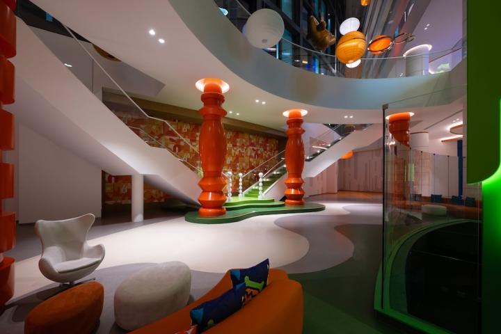 The Land of Legends - Nickelodeon Hotel