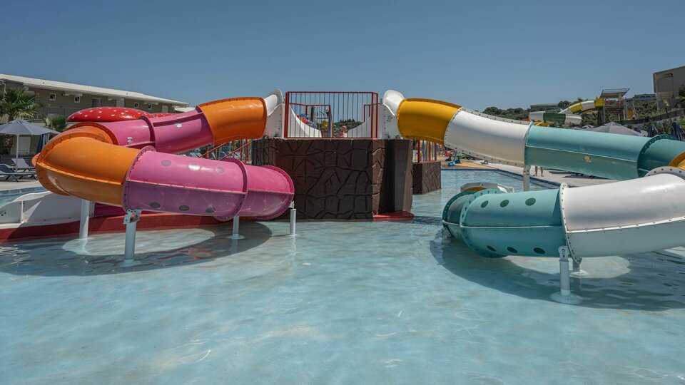 Caretta Paradise Resort & WaterPark