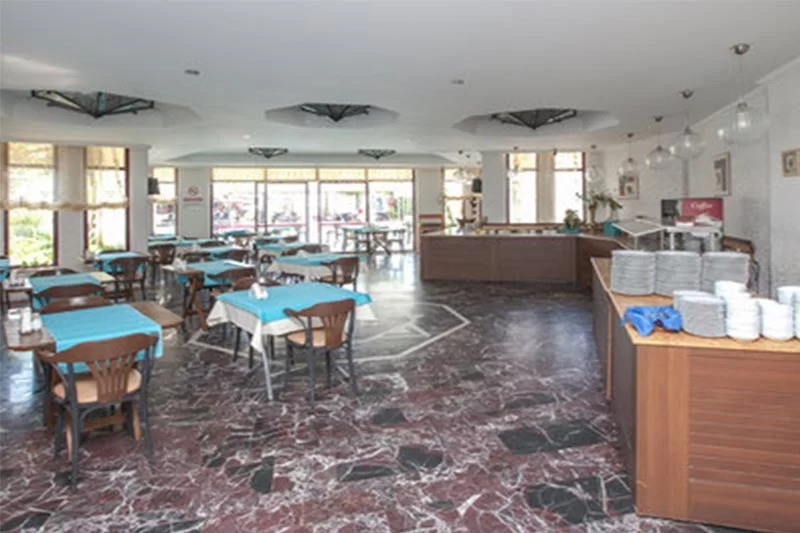 Azak Hotel
