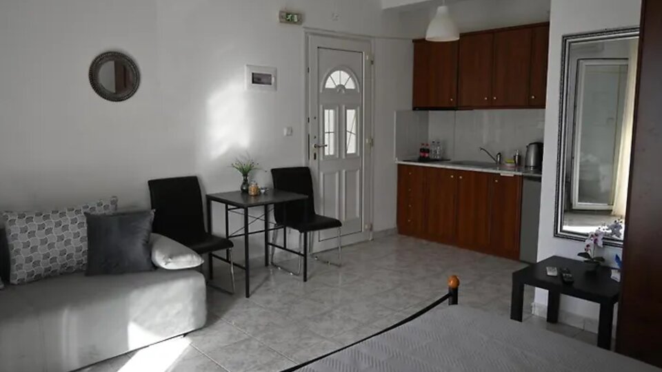Doukas Aparthotel