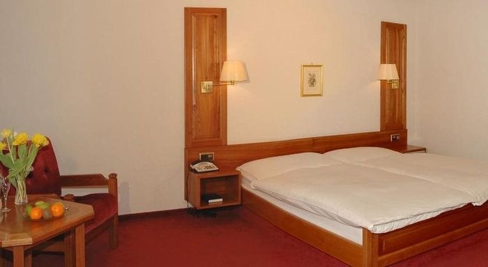 Hotel Simi