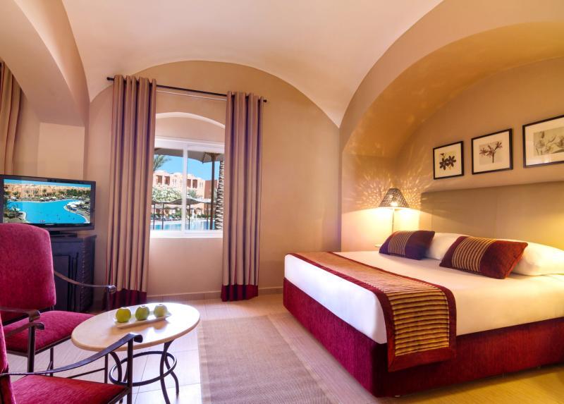 Jaz Makadi Oasis & Club Resort Hotel