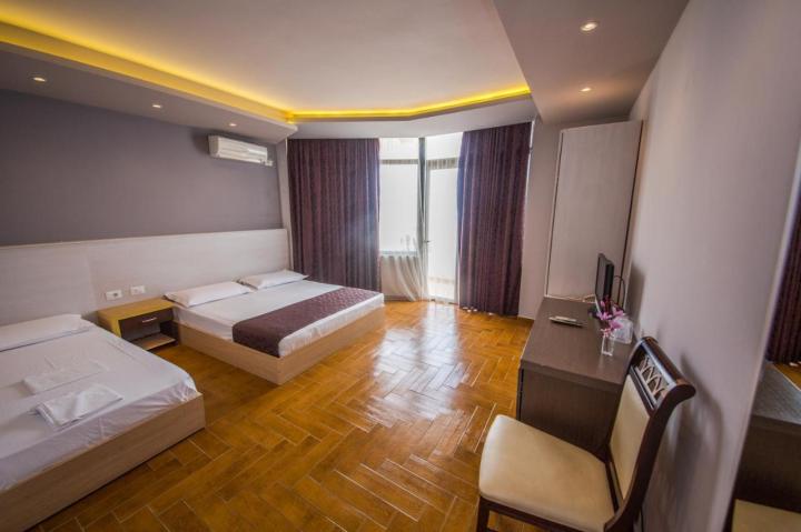 Hotel Apollon