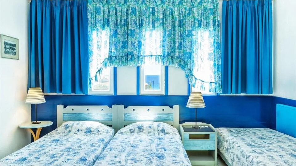 Faros Apartments