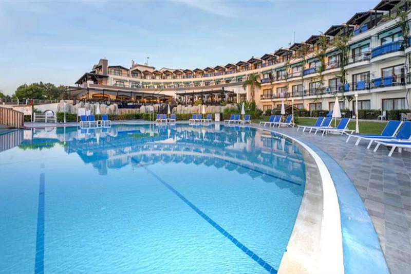 Armas Labada Hotel