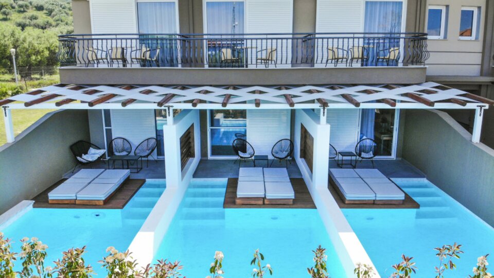 Hotel Royal Hotel and Suites