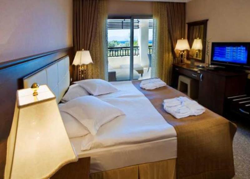 Latanya Park Resort Hotel