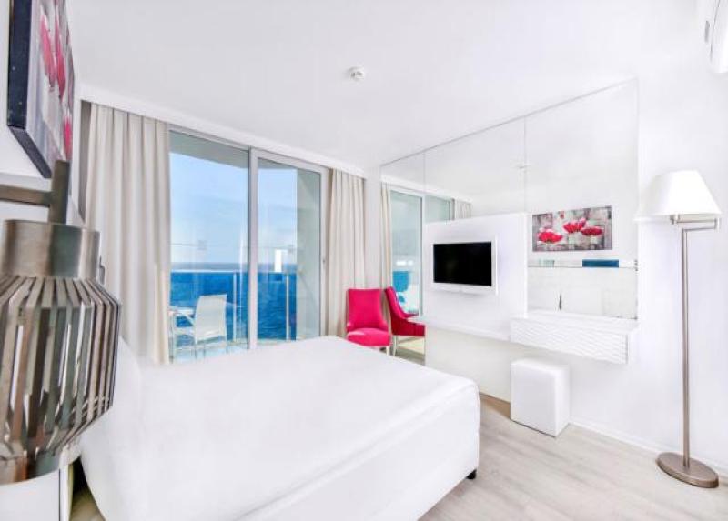 Le Bleu Hotel & Resort Hotel