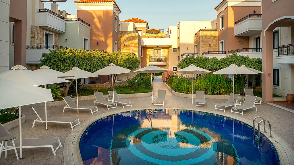 Caldera Bay Hotel
