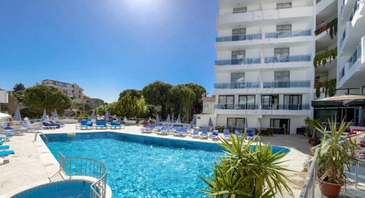 Ponz Boutique Hotel