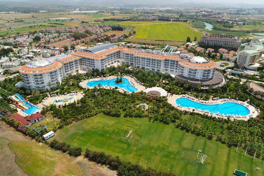 Seaden Sea World Resort & Spa