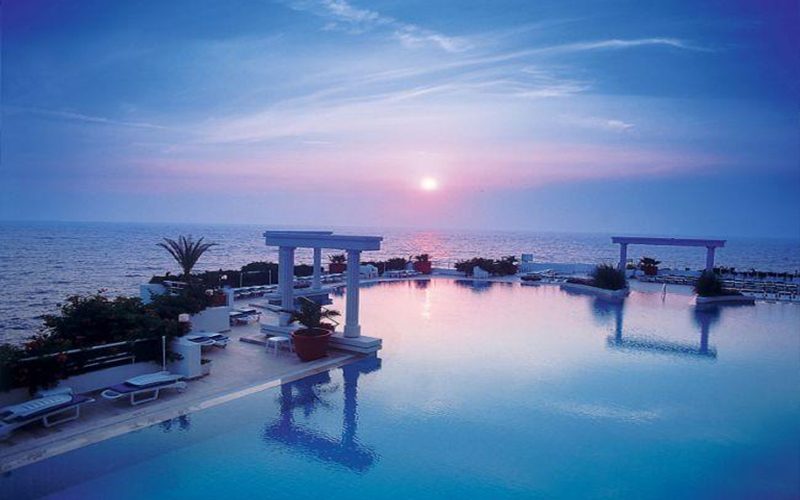 Korumar Deluxe Hotel