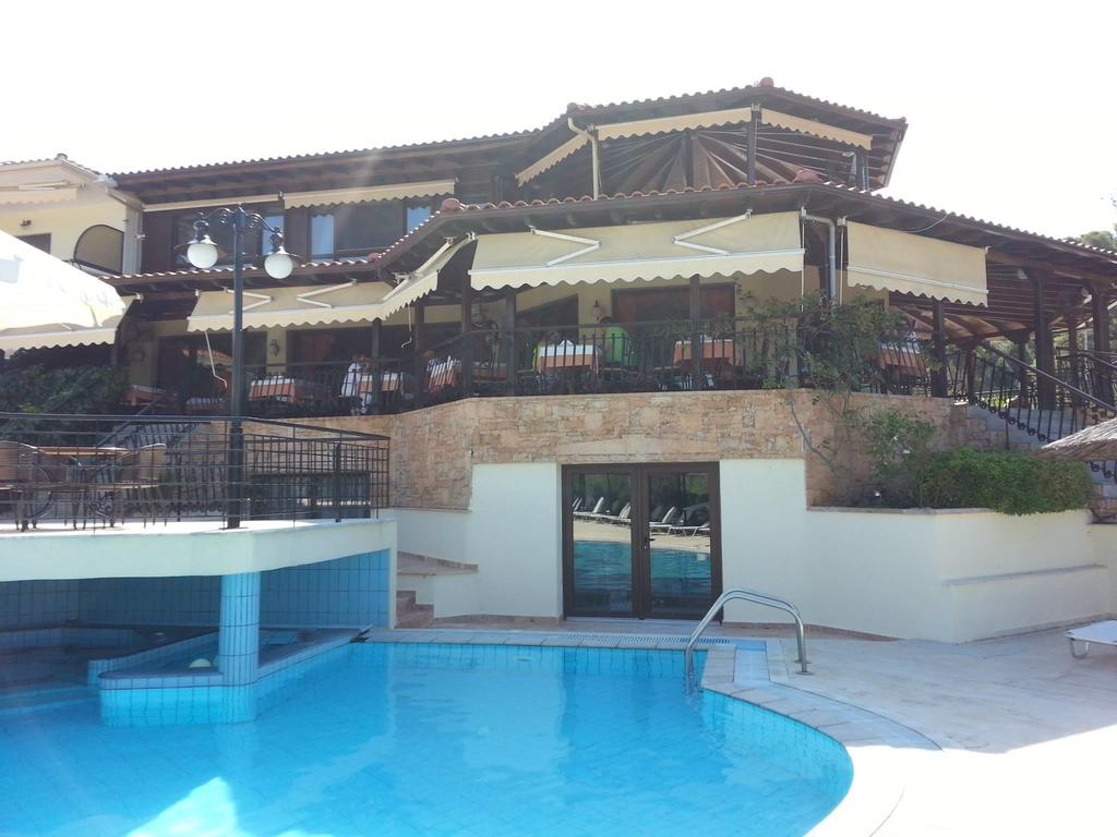 Makednos Hotel