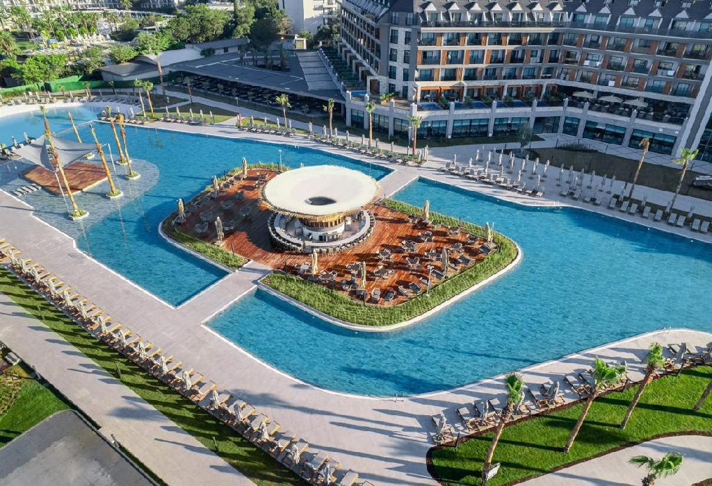 Lago Hotel