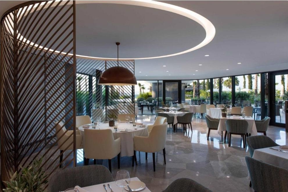 Reges A Luxury Collection Resort & Spa