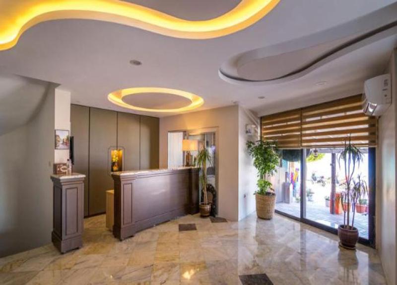 Sunday Beach Hotel