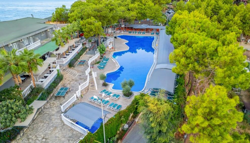 Senza Garden Holiday Club