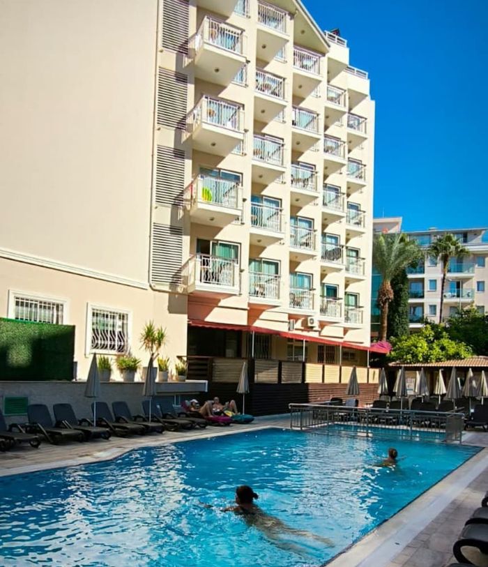 Riviera Hotel & Spa