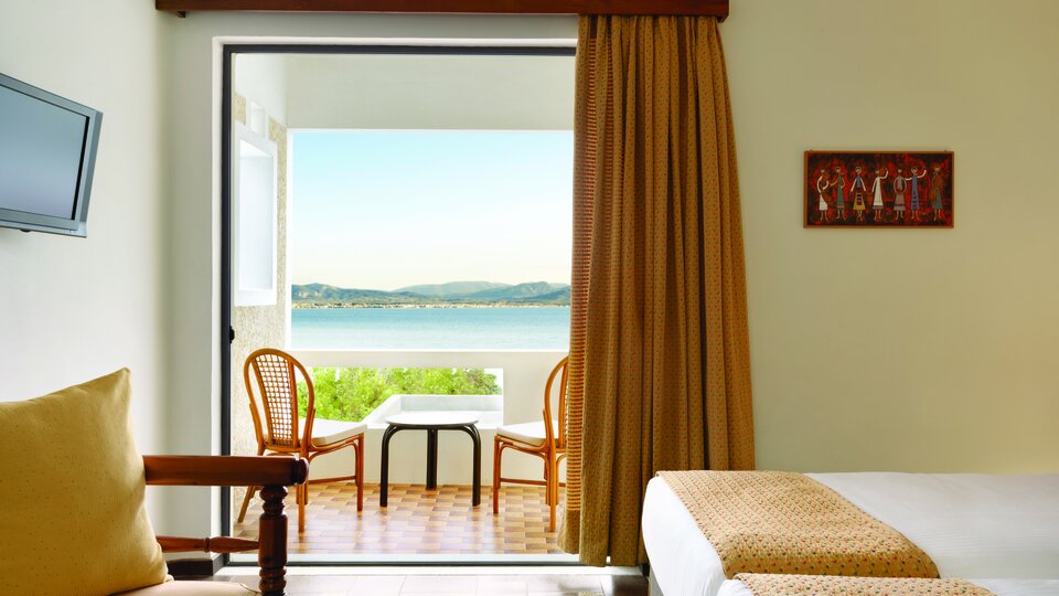 Hotel Wyndham and Ramada Loutraki Poseidon Resort