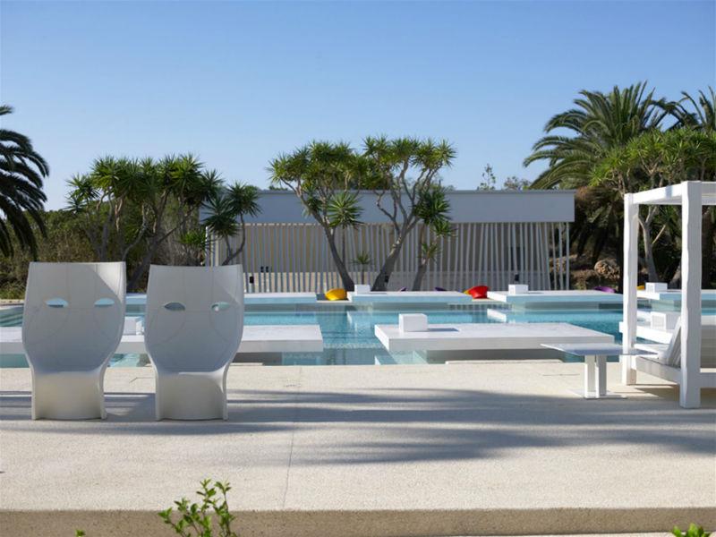 So White Club Resort