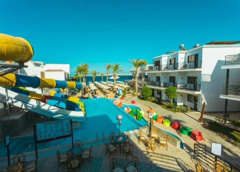 La Rosa Waves Hotel