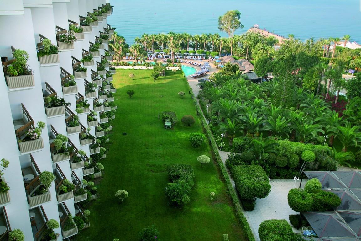 Grandresort Beach Hotel by Leonardo